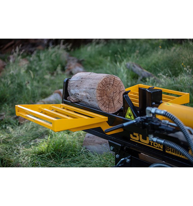 Split hardwood with ease using the Bullmax 30 Ton Log Splitter (BMLS-H30T-2). Powered by the Honda GX200 4-stroke engine, featuring dual horizontal/vertical modes, fast cycle time, towable design, and rugged Australian build