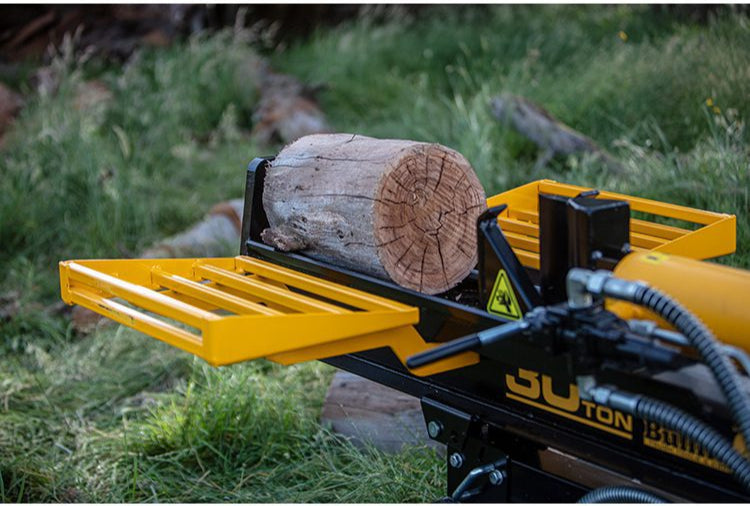 Get the Bullmax 30 Ton Hydraulic Log Splitter, powered by a Honda GX200 engine. Heavy duty, fast 12.9-second cycle time, horizontal & vertical splitting, and built tough for Australian conditions.