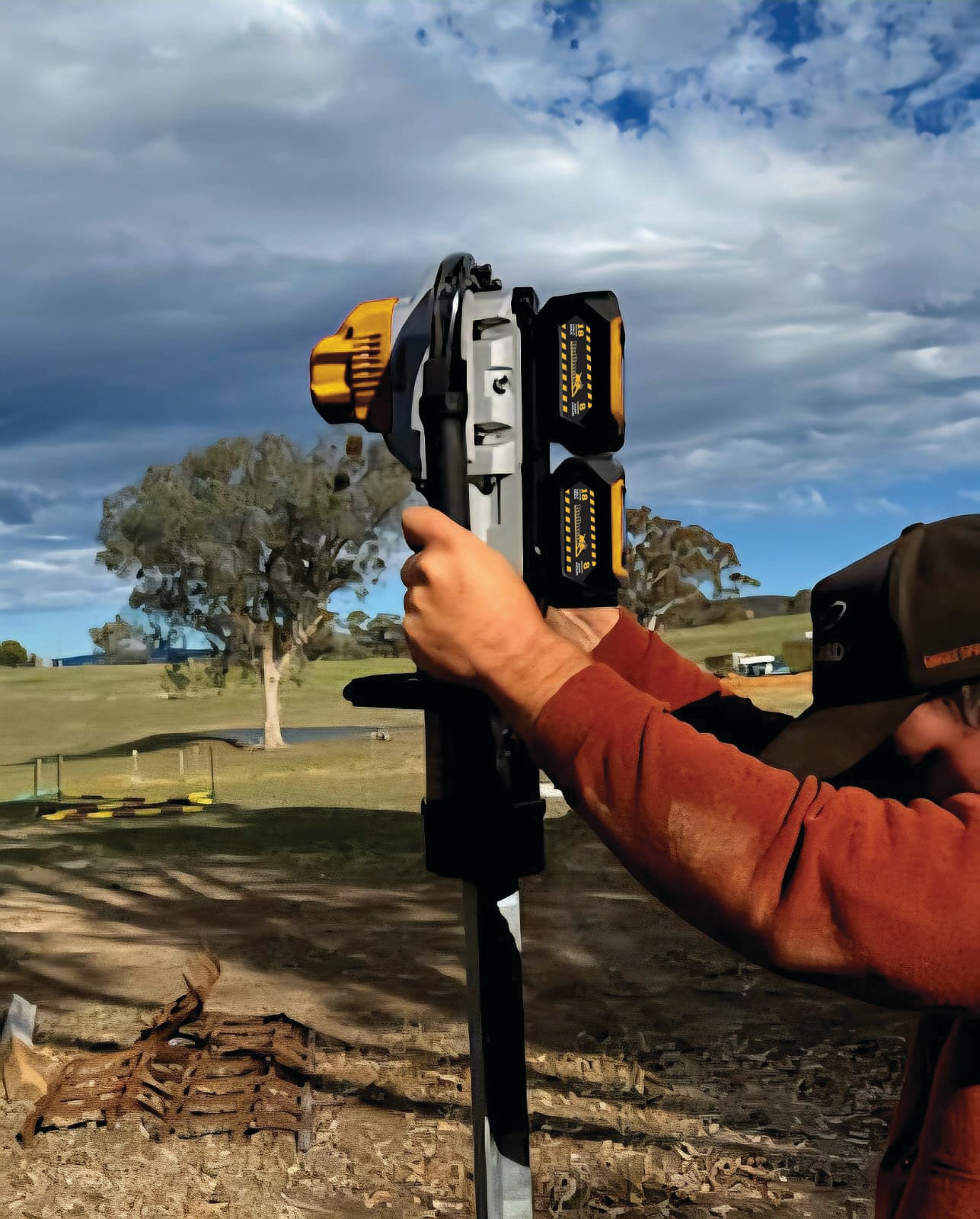 Shop the Bullmax 36V Post Driver Bull Charge® Kit. Up to 25% lighter, drives up to 150 posts per charge, and includes 2 x 8.0Ah batteries with a dual quick charger. Built tough for fencing, farm & construction.